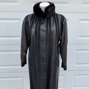 Studio Guy Laroche brown leather coat with mink collar